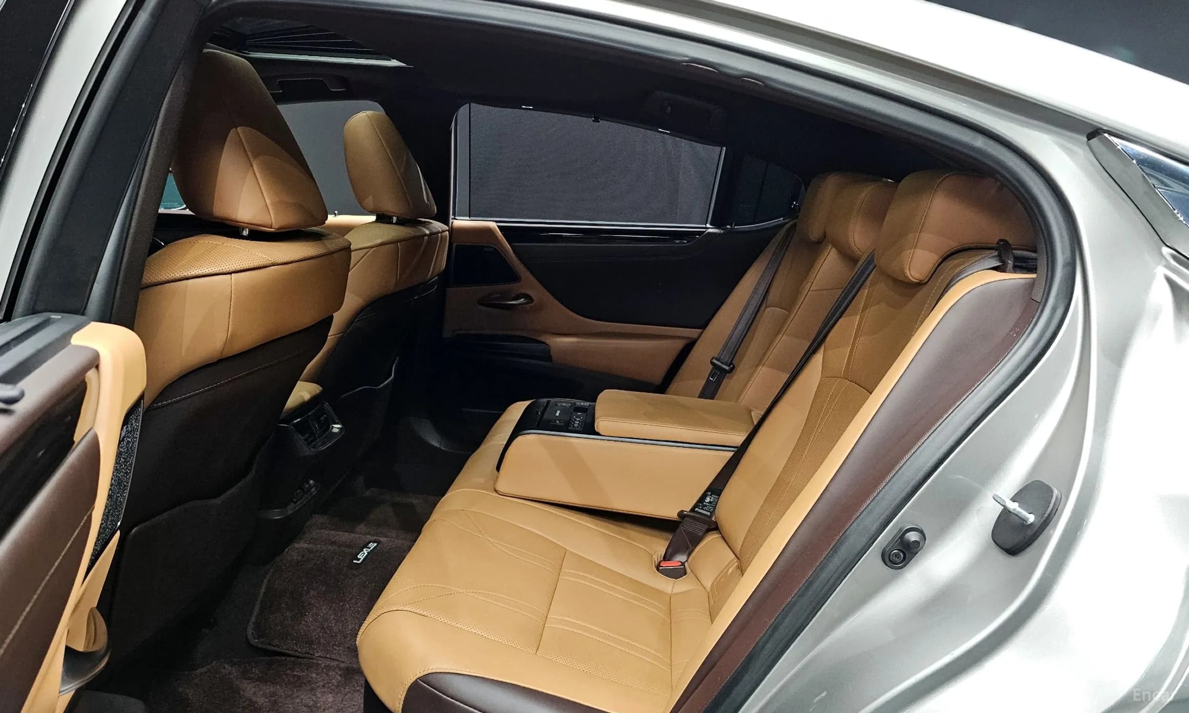 ES300h 7th Generation