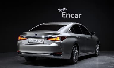 ES300h 7th Generation