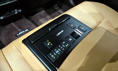 ES300h 7th Generation