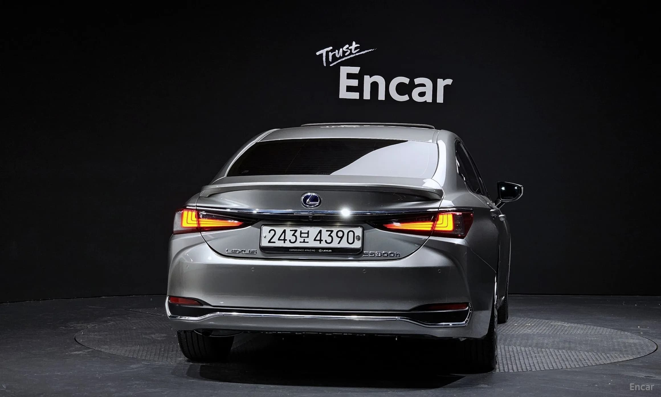 ES300h 7th Generation