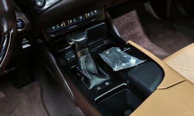 ES300h 7th Generation