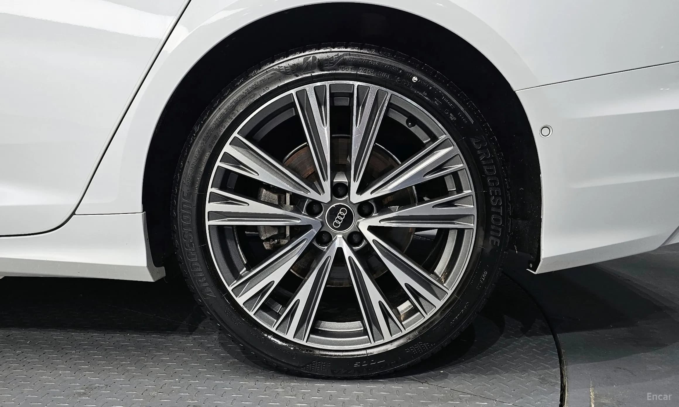 A6 (C8)