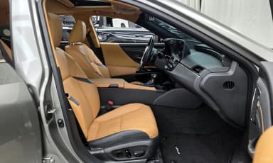 ES300h 7th Generation