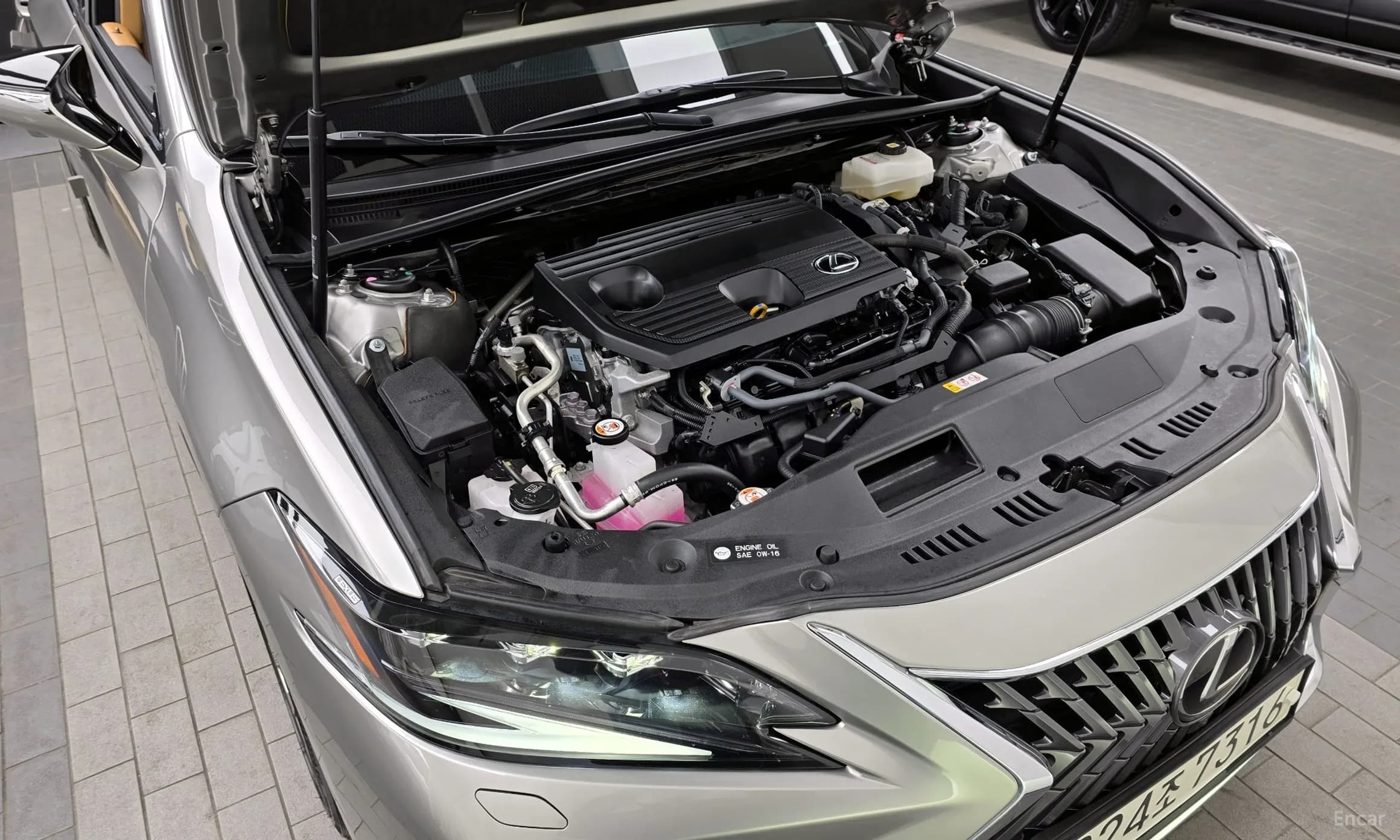 ES300h 7th Generation