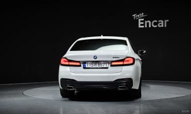 5 Series (G30)