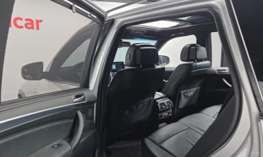 X5 (E70)