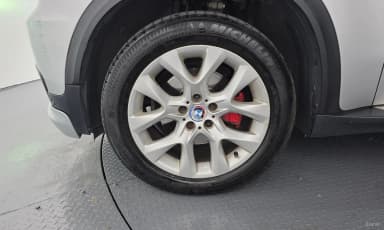 X5 (E70)