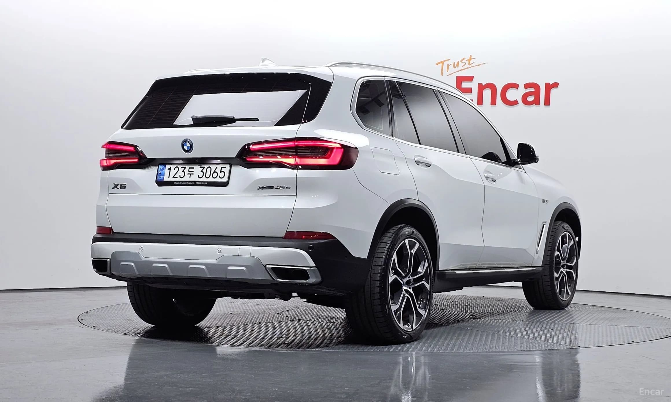 X5 (G05)