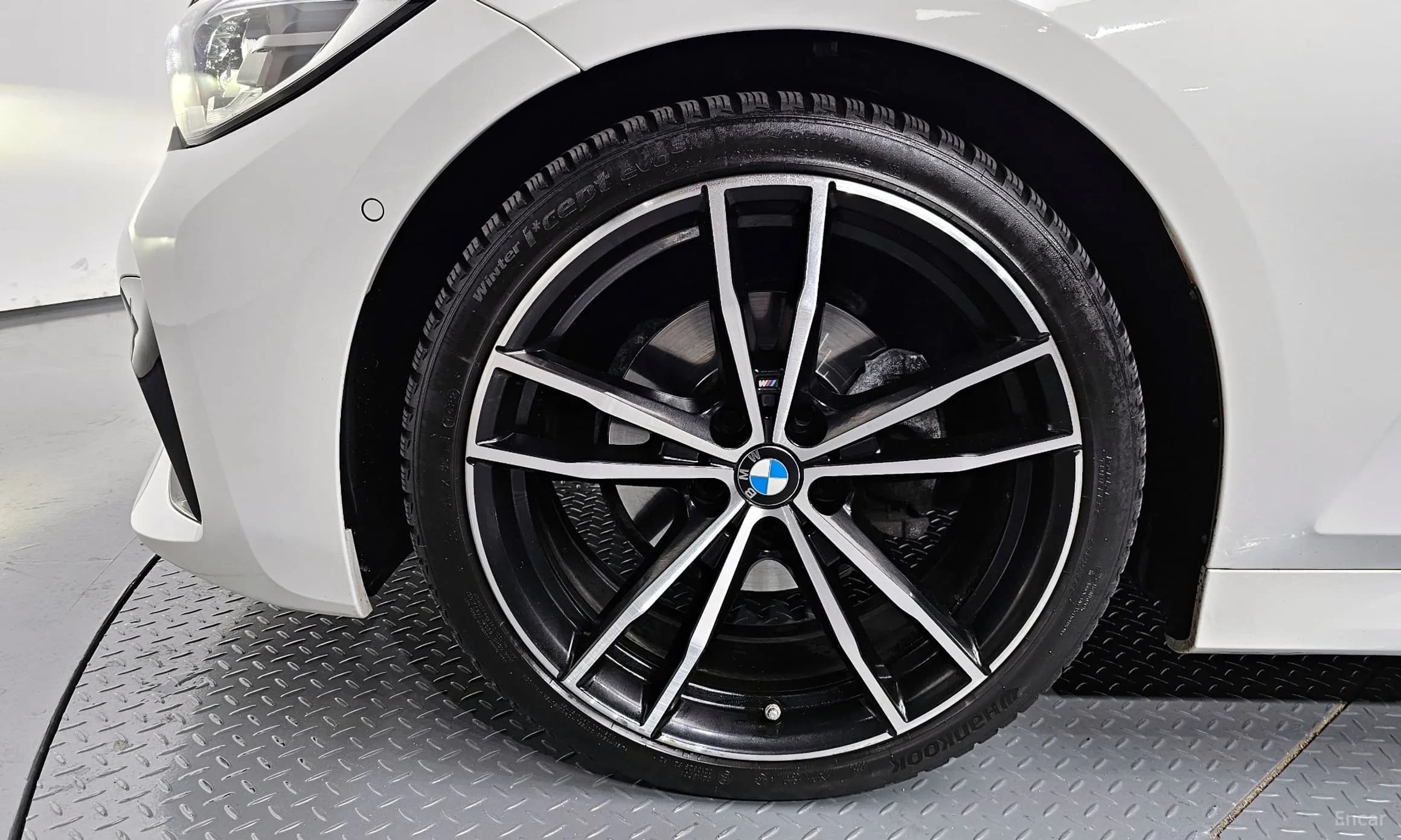 3 Series (G20)