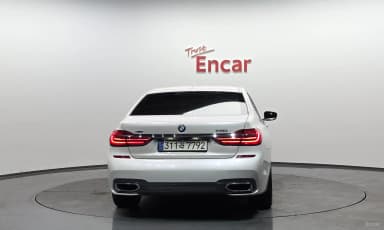 7 Series (G11)
