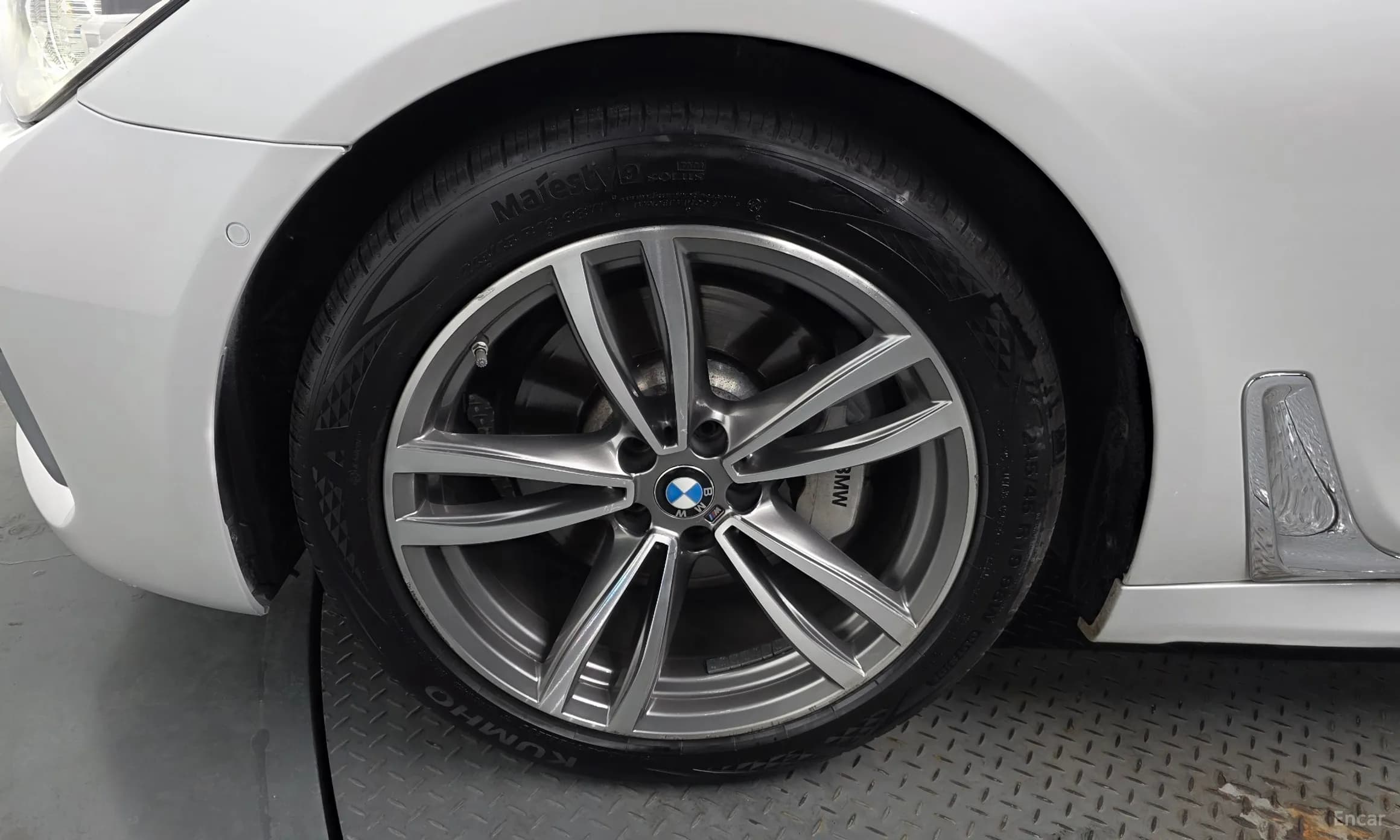7 Series (G11)
