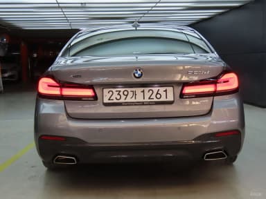 5 Series (G30)