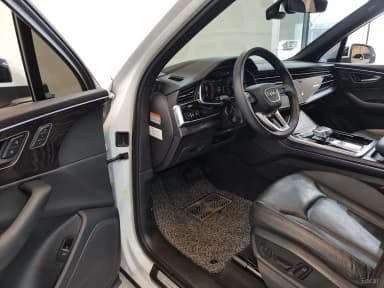 Q7 (4M)