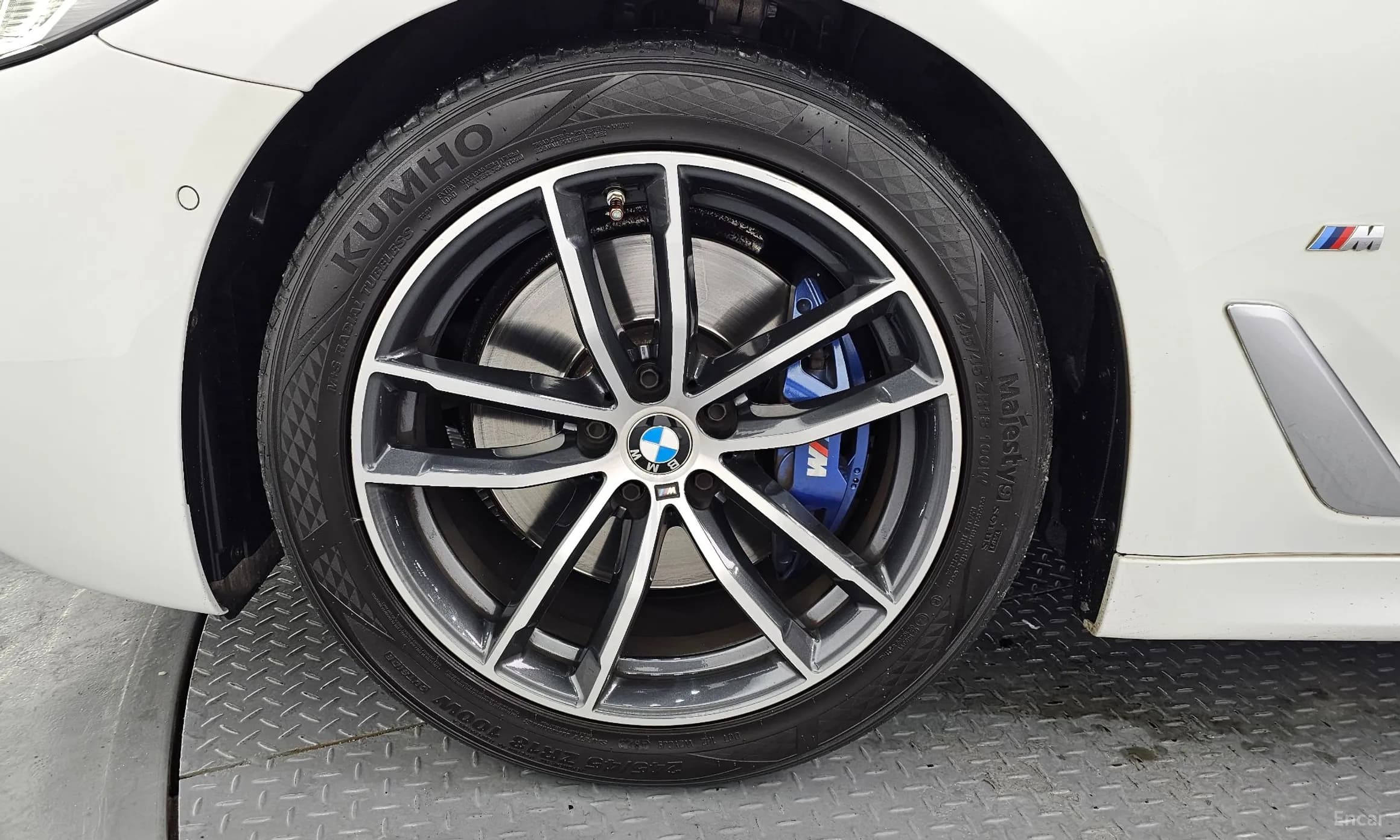 5 Series (G30)