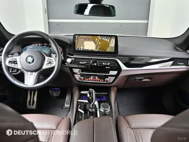 5 Series (G30)