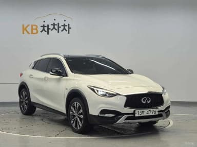QX30