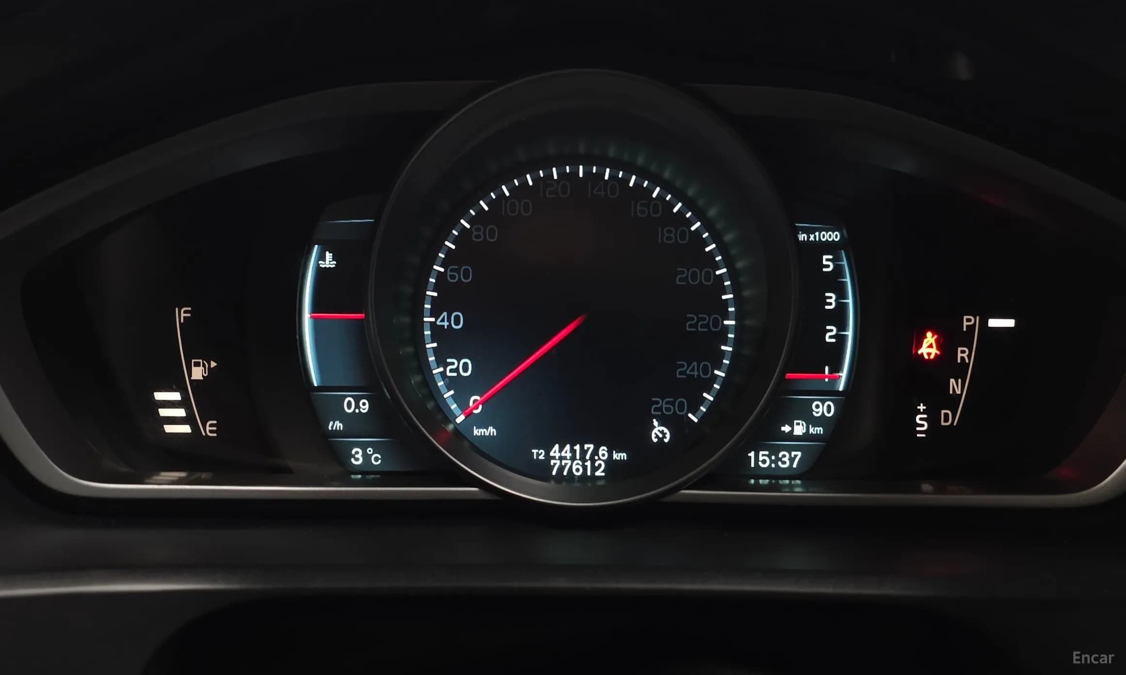 V40