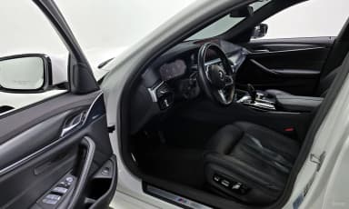 5 Series (G30)