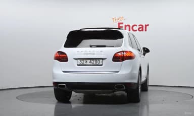 New Cayenne