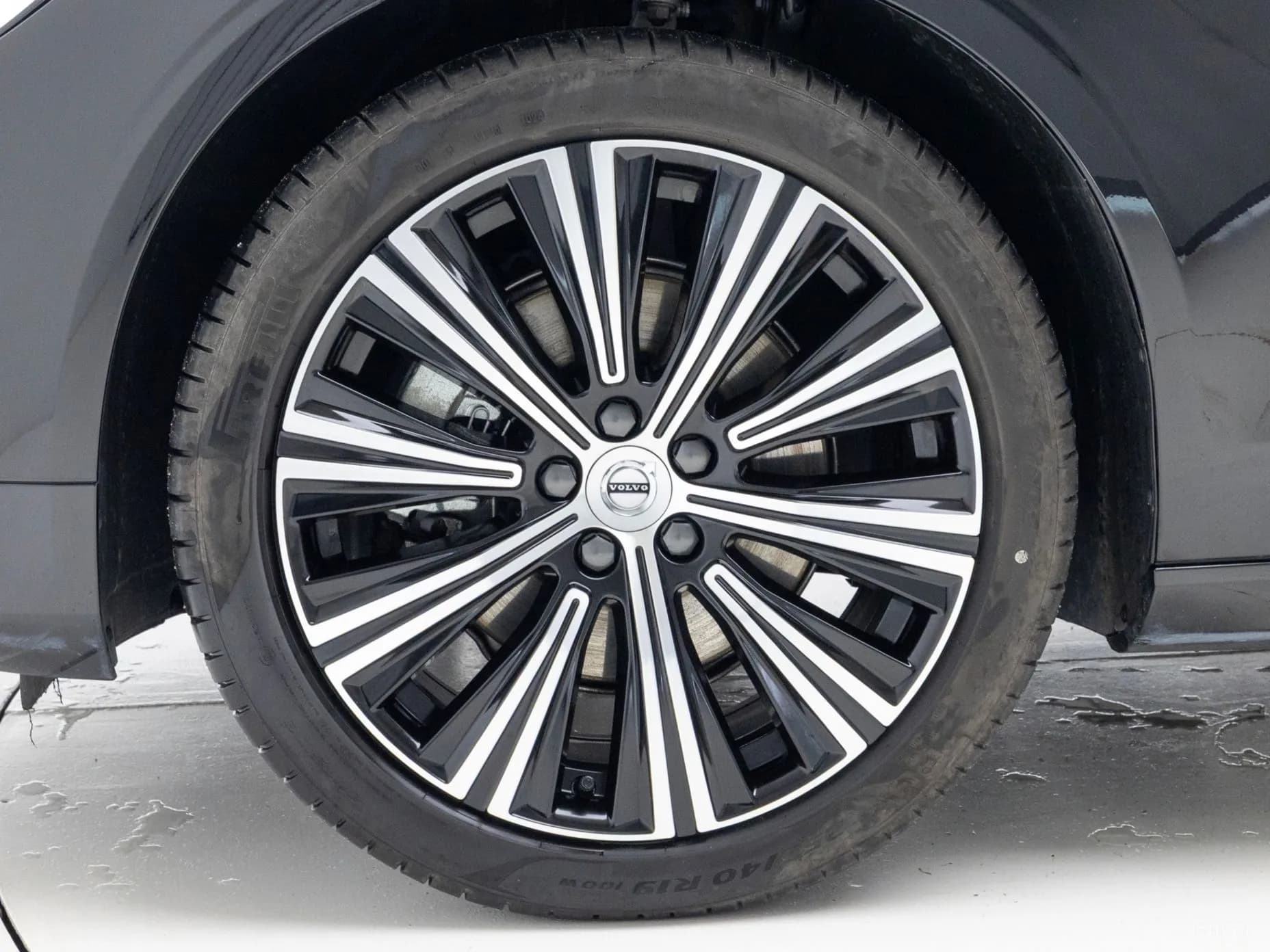 S90