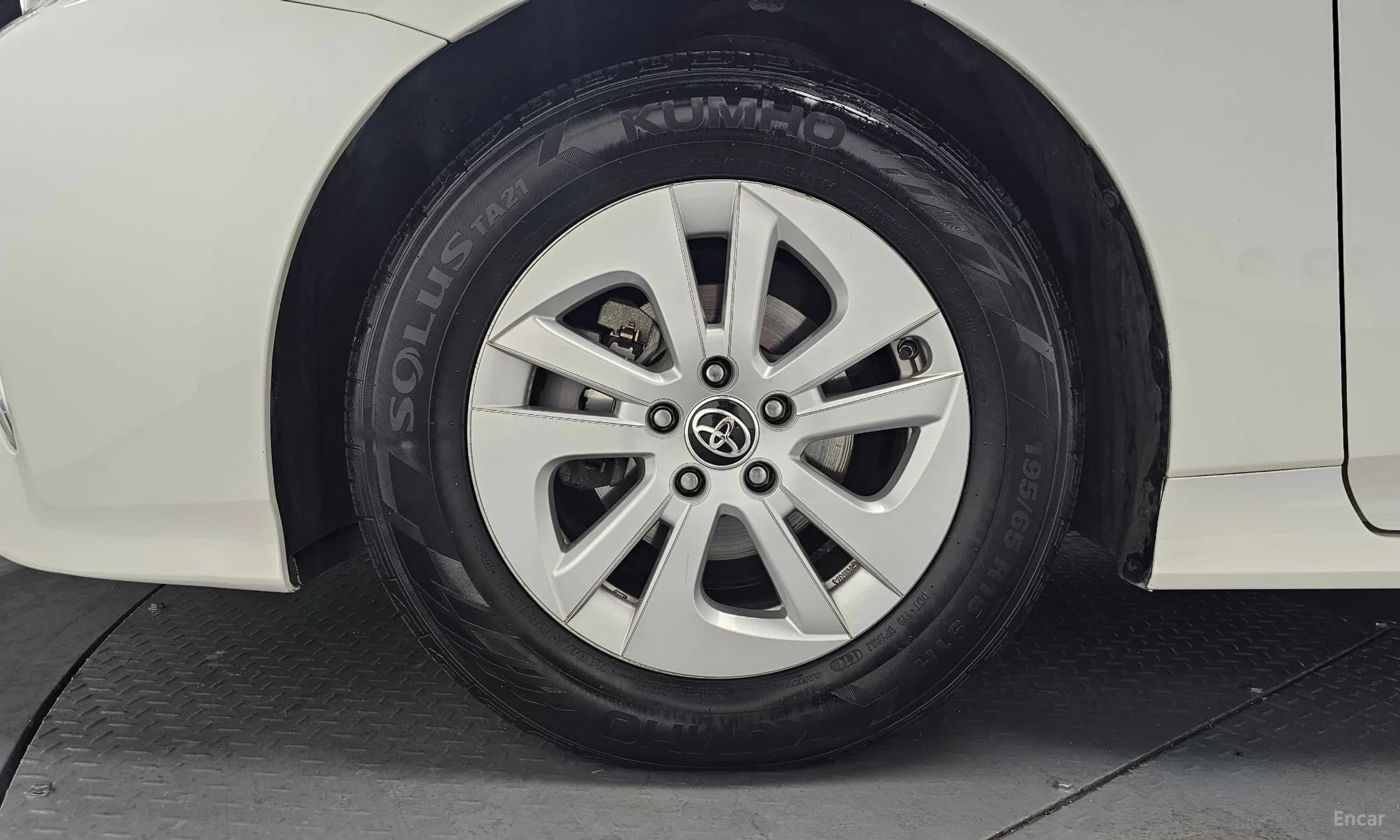 Prius 4th Generation