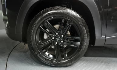 Trax Crossover