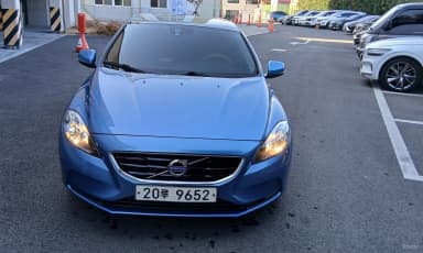 V40