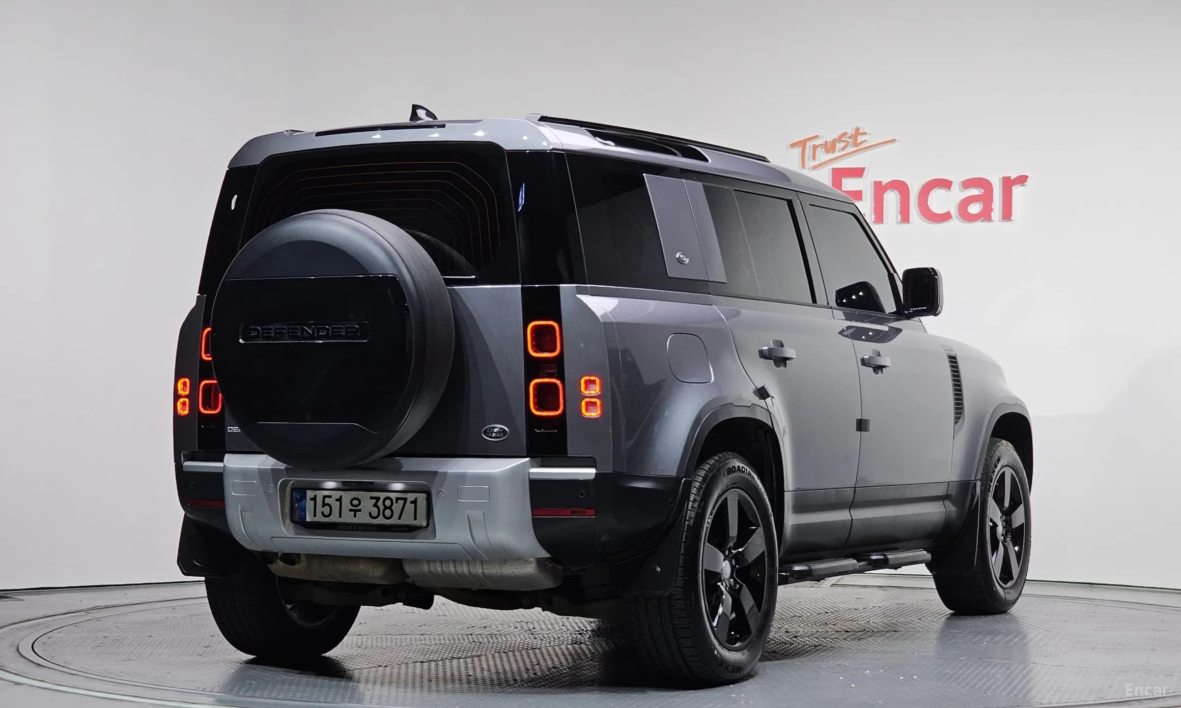 Defender (L663)