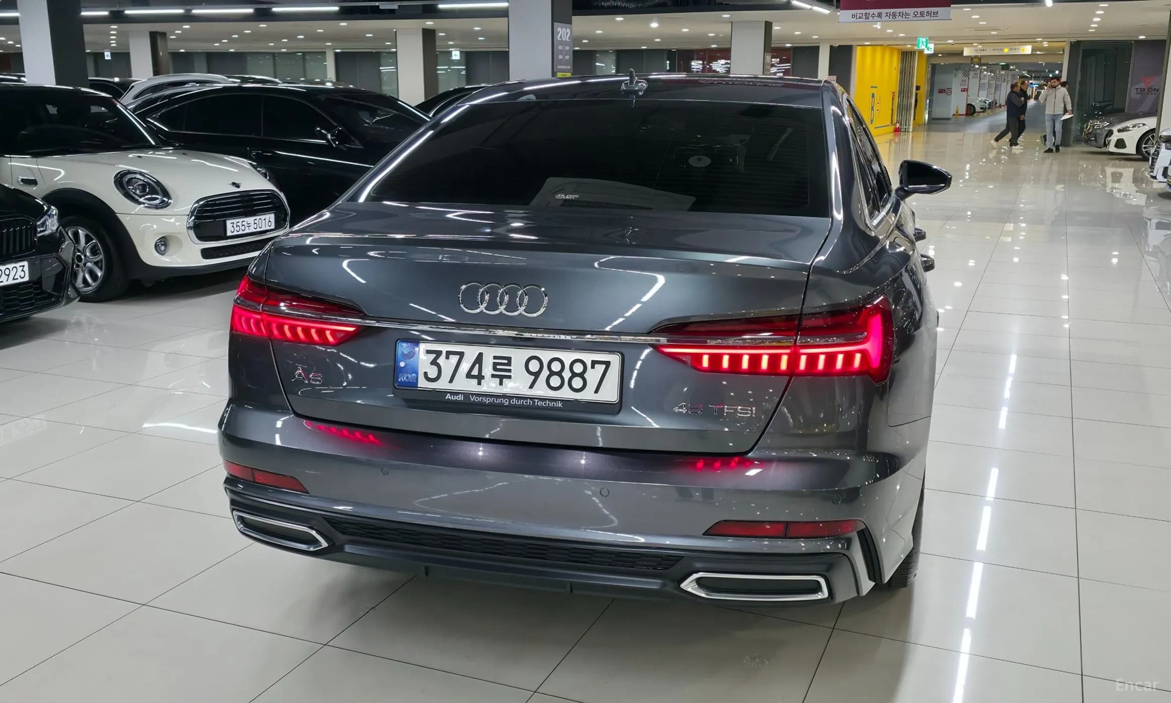 A6 (C8)