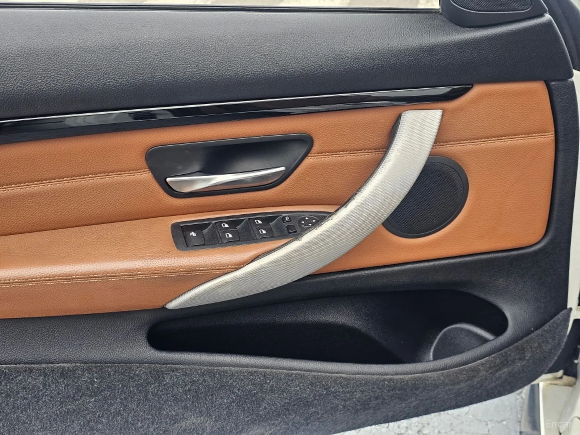 Series 4 (F32)