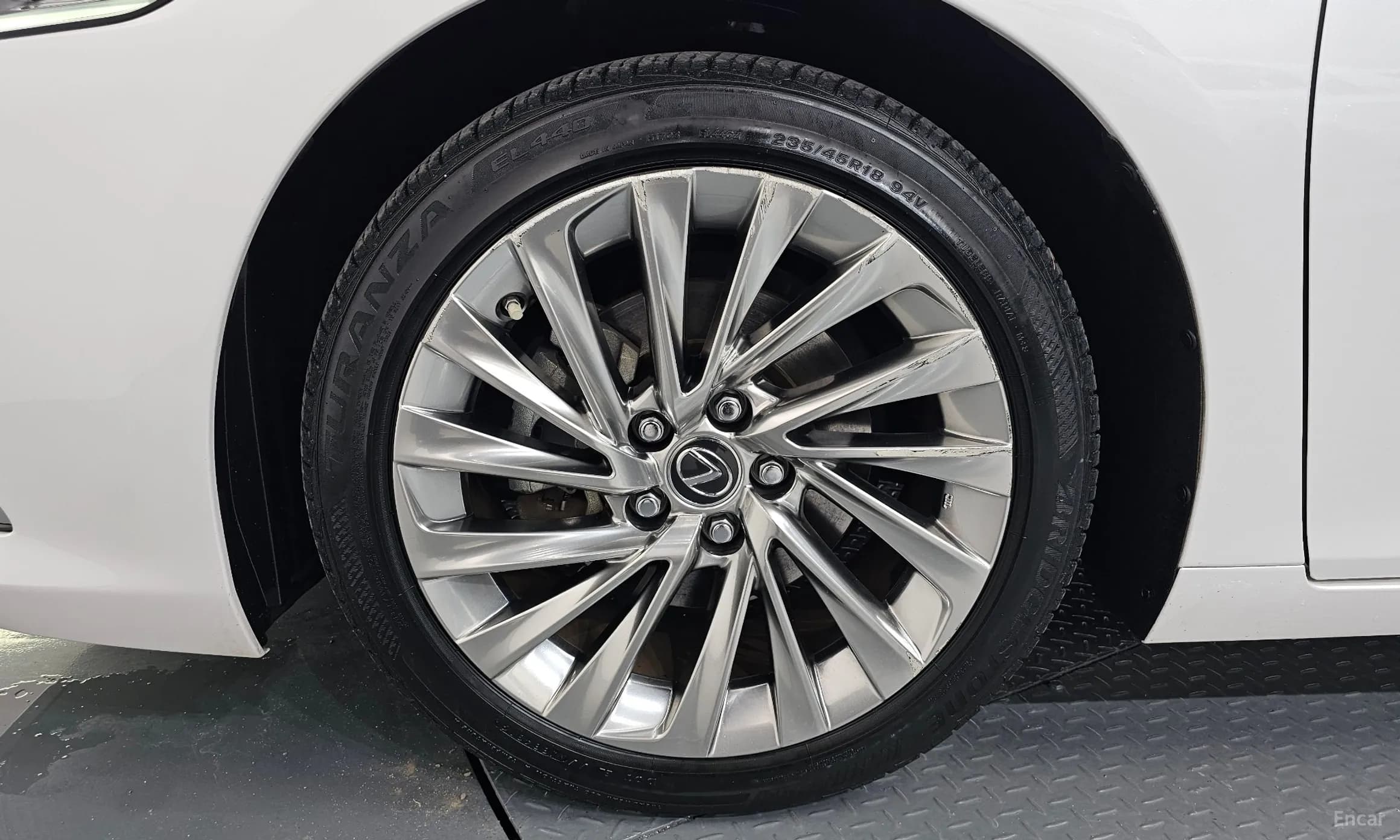 ES300h 7th Generation