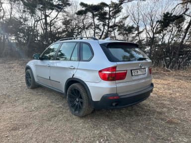 X5 (E70)