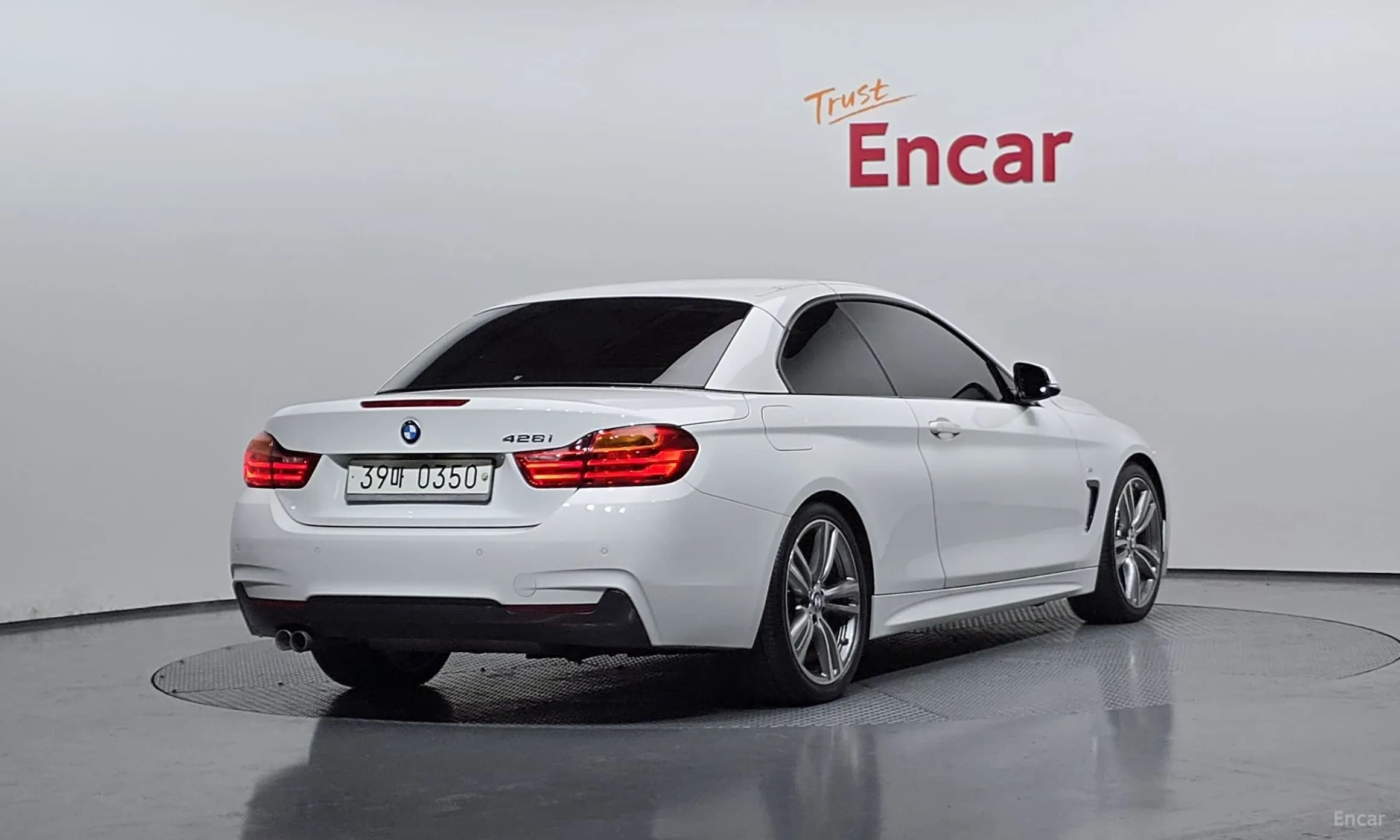 Series 4 (F32)