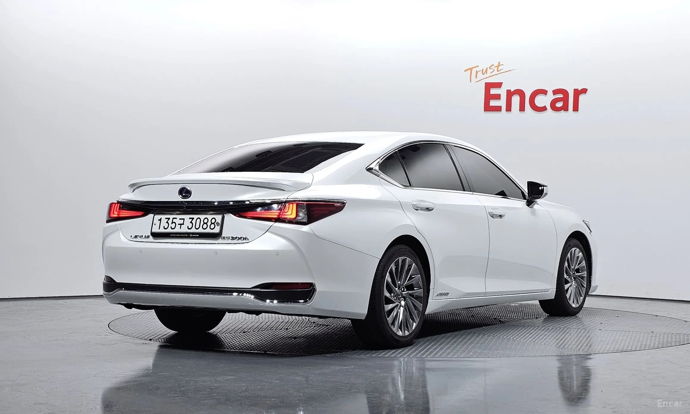 ES300h 7th Generation