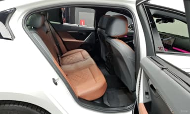 5 Series (G60)