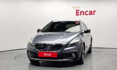 V40 Cross Country