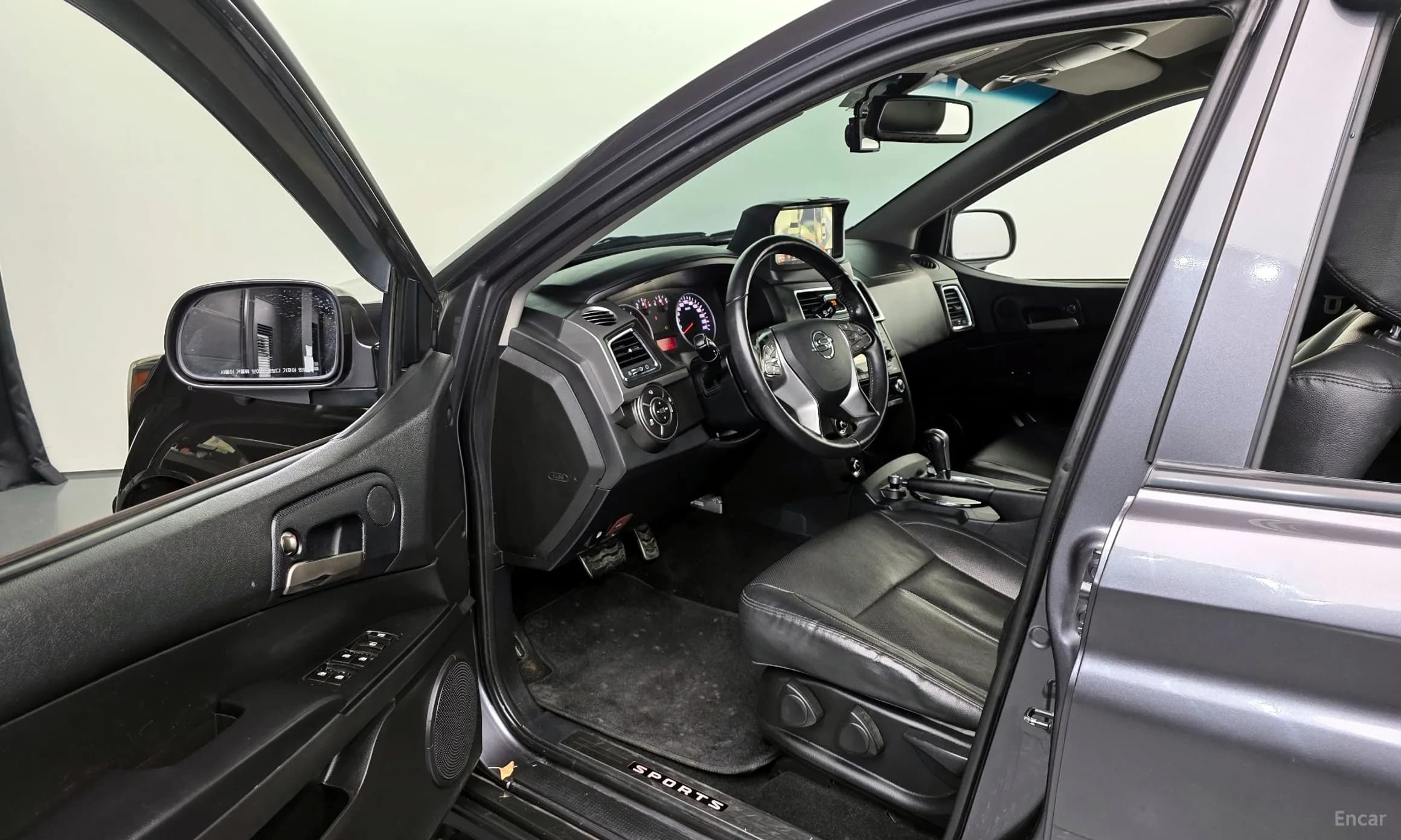 Korando Sports