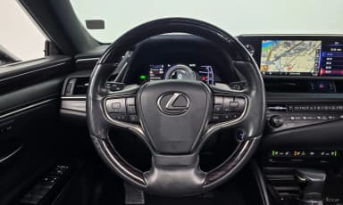 ES300h 7th Generation