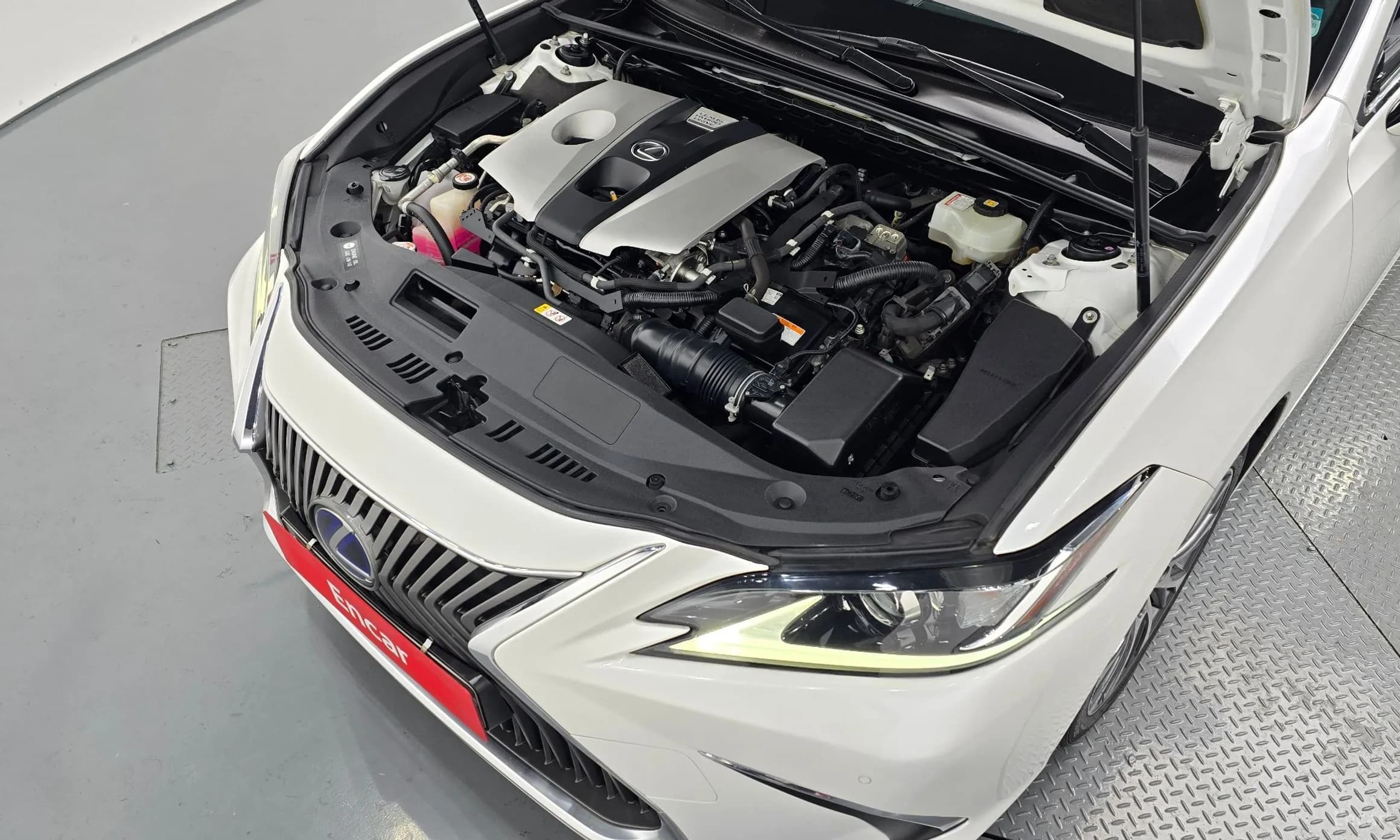 ES300h 7th Generation