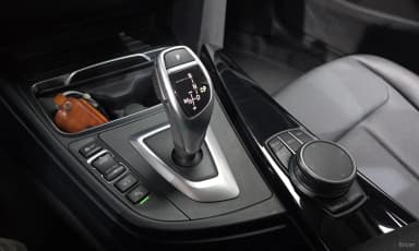 Series 4 (F32)