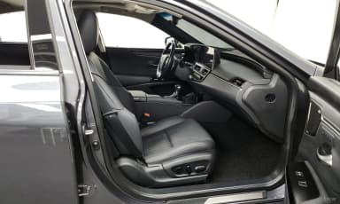 ES300h 7th Generation