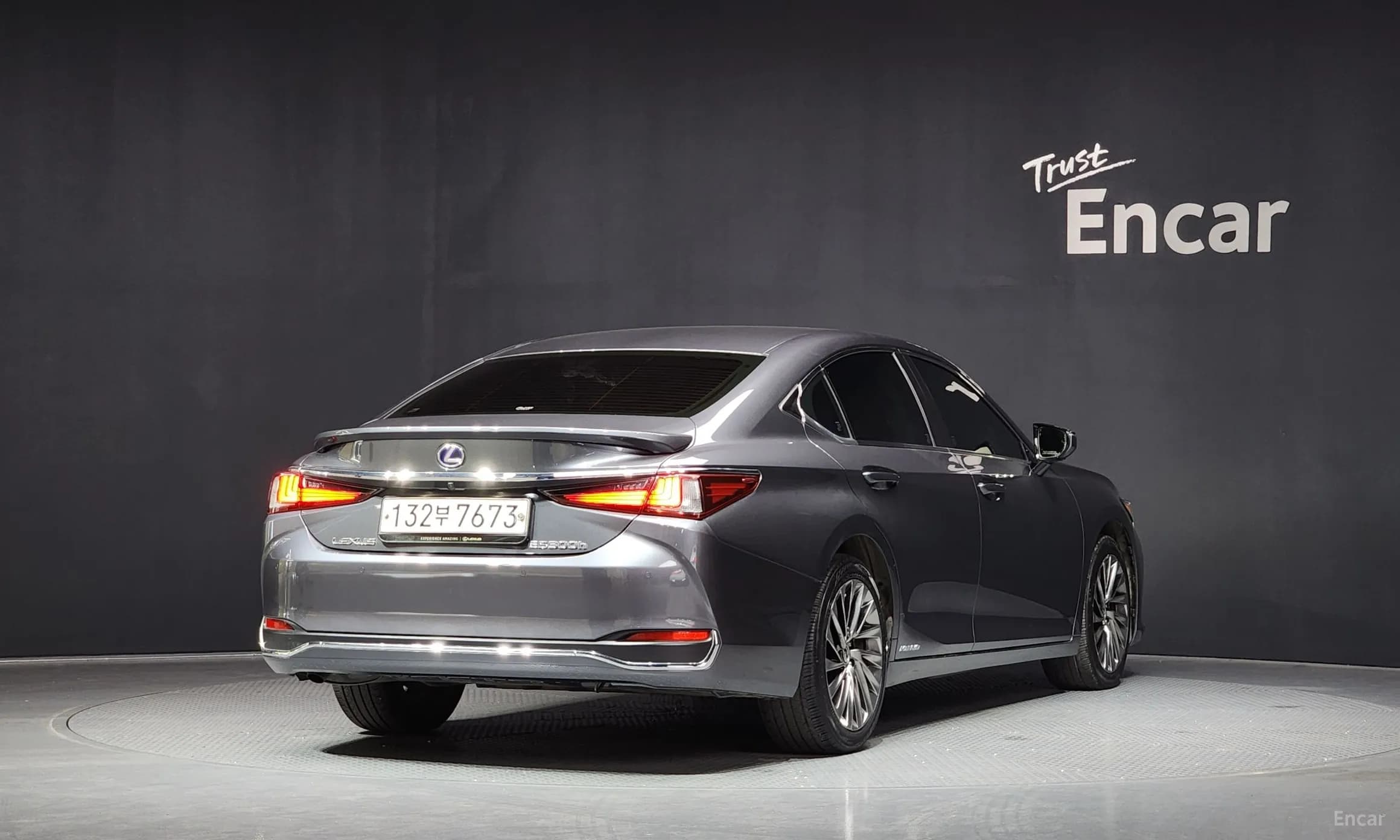 ES300h 7th Generation