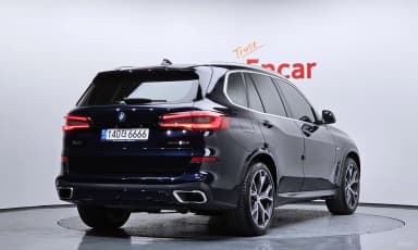 X5 (G05)