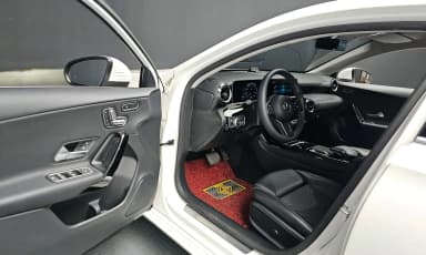 A-Class W177