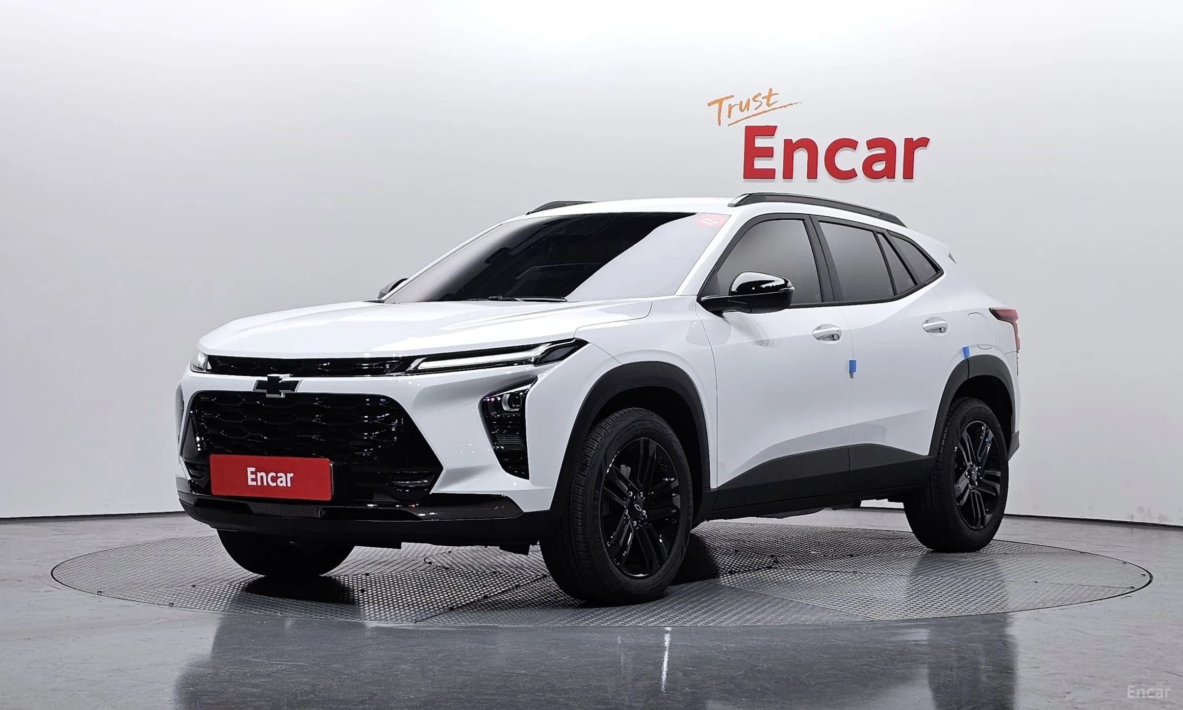 Trax Crossover