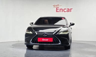 ES300h 7th Generation