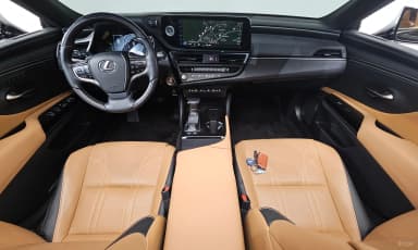 ES300h 7th Generation