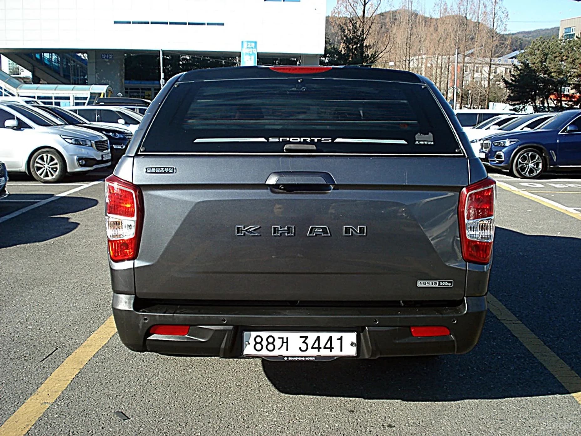 Rexton Sports Khan