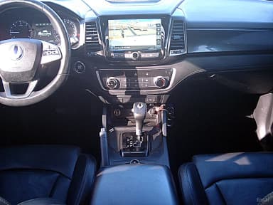 Rexton Sports Khan