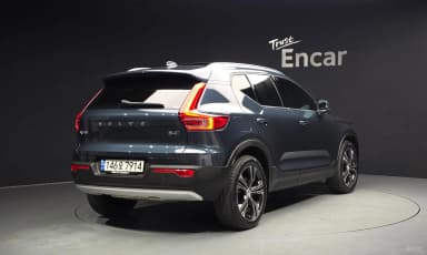 XC40